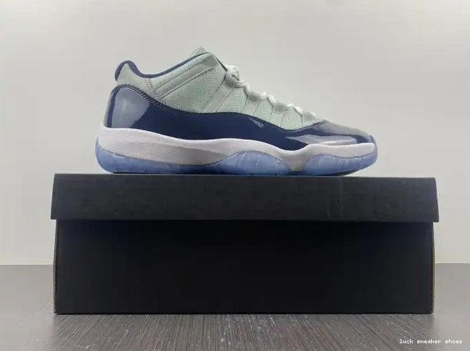 Cheap LUCY Georgetown Low Jordan 11 Retro Air 528895-007 0625